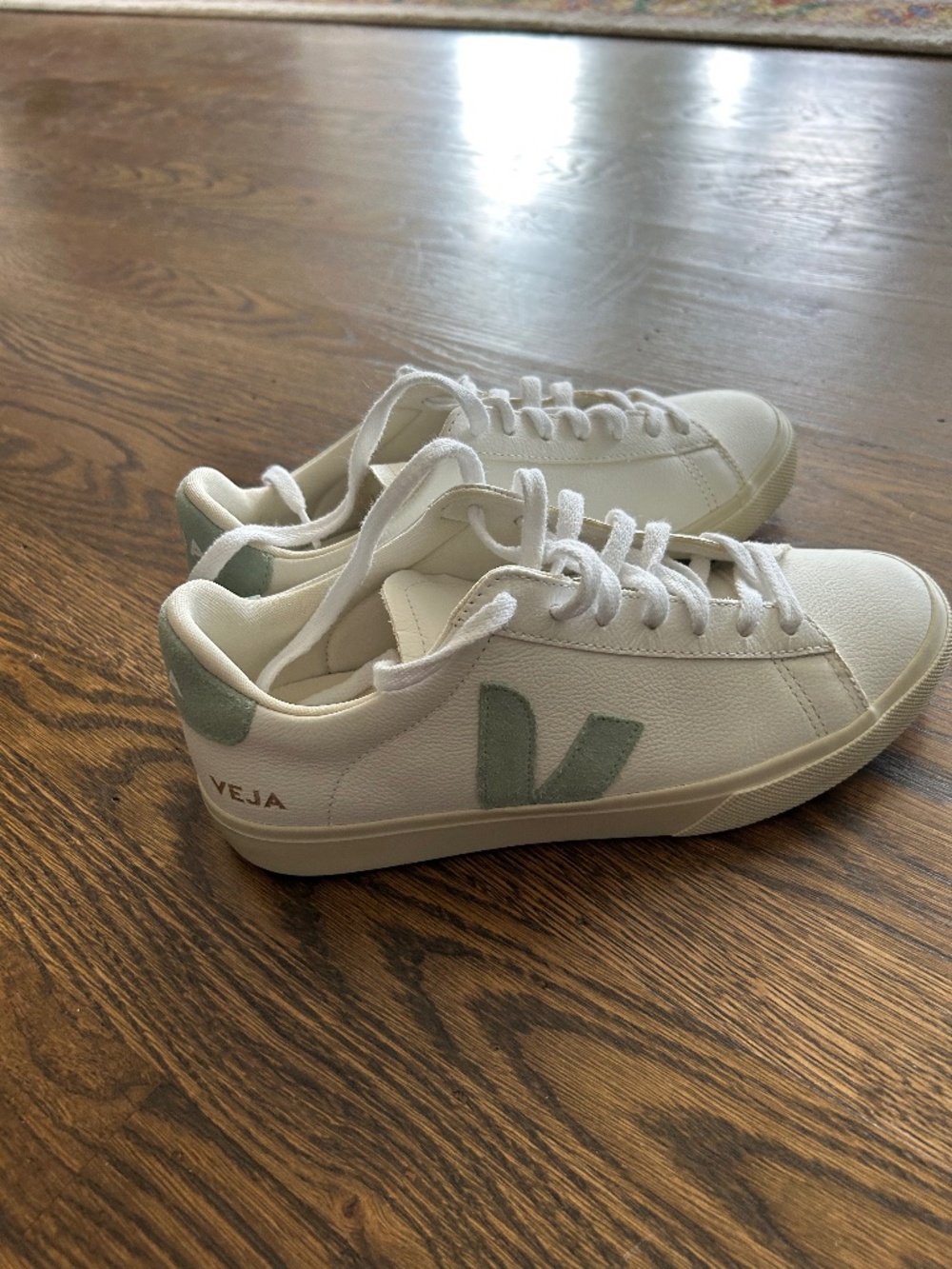 Veja  size 9